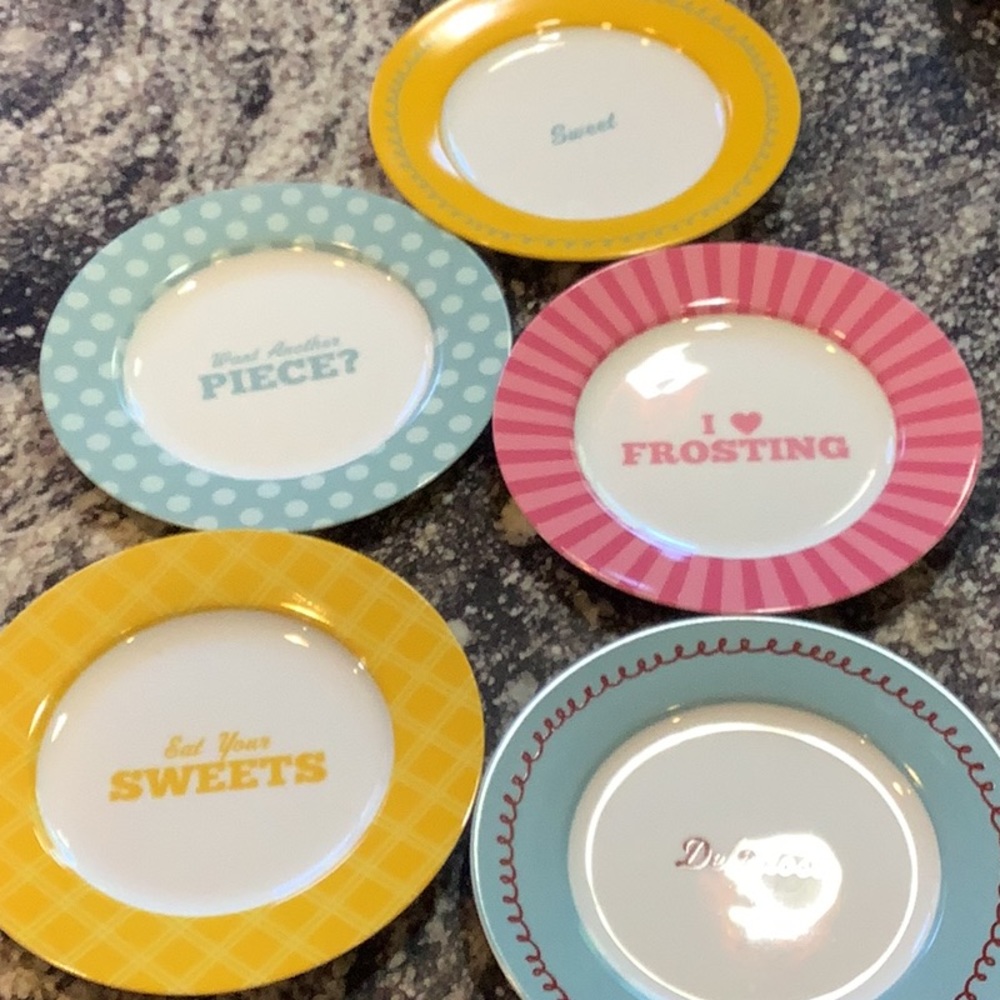 Cake Boss Dessert Plates, set of 5